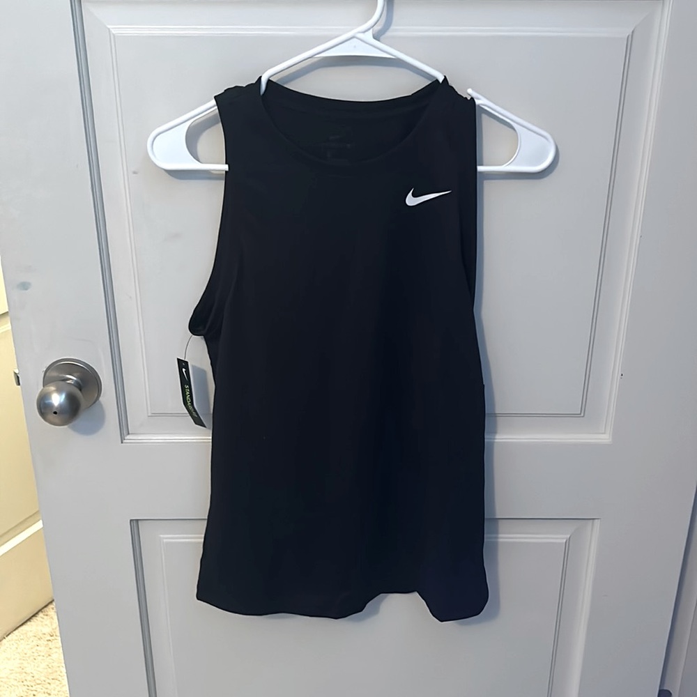 Brand new Nike tank